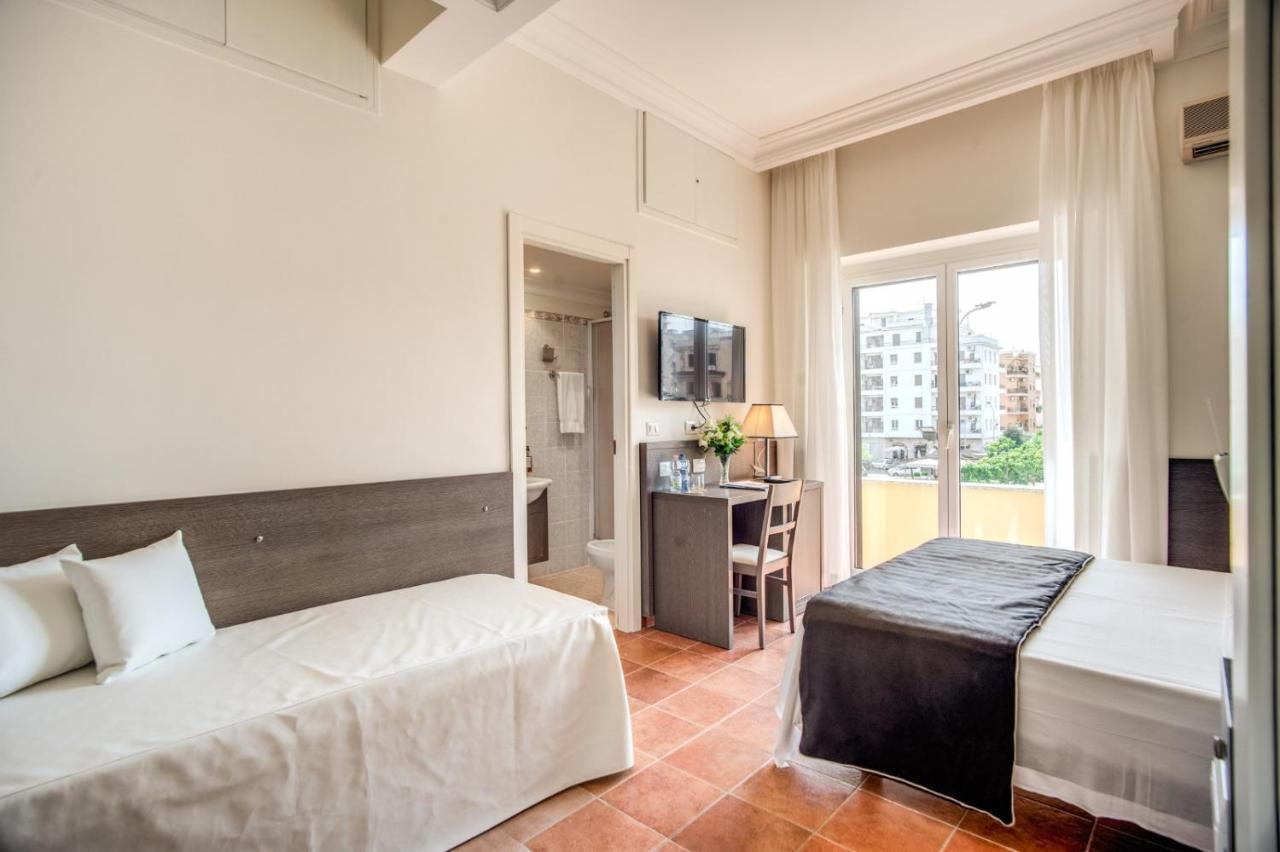 Hotel Mirti Rom